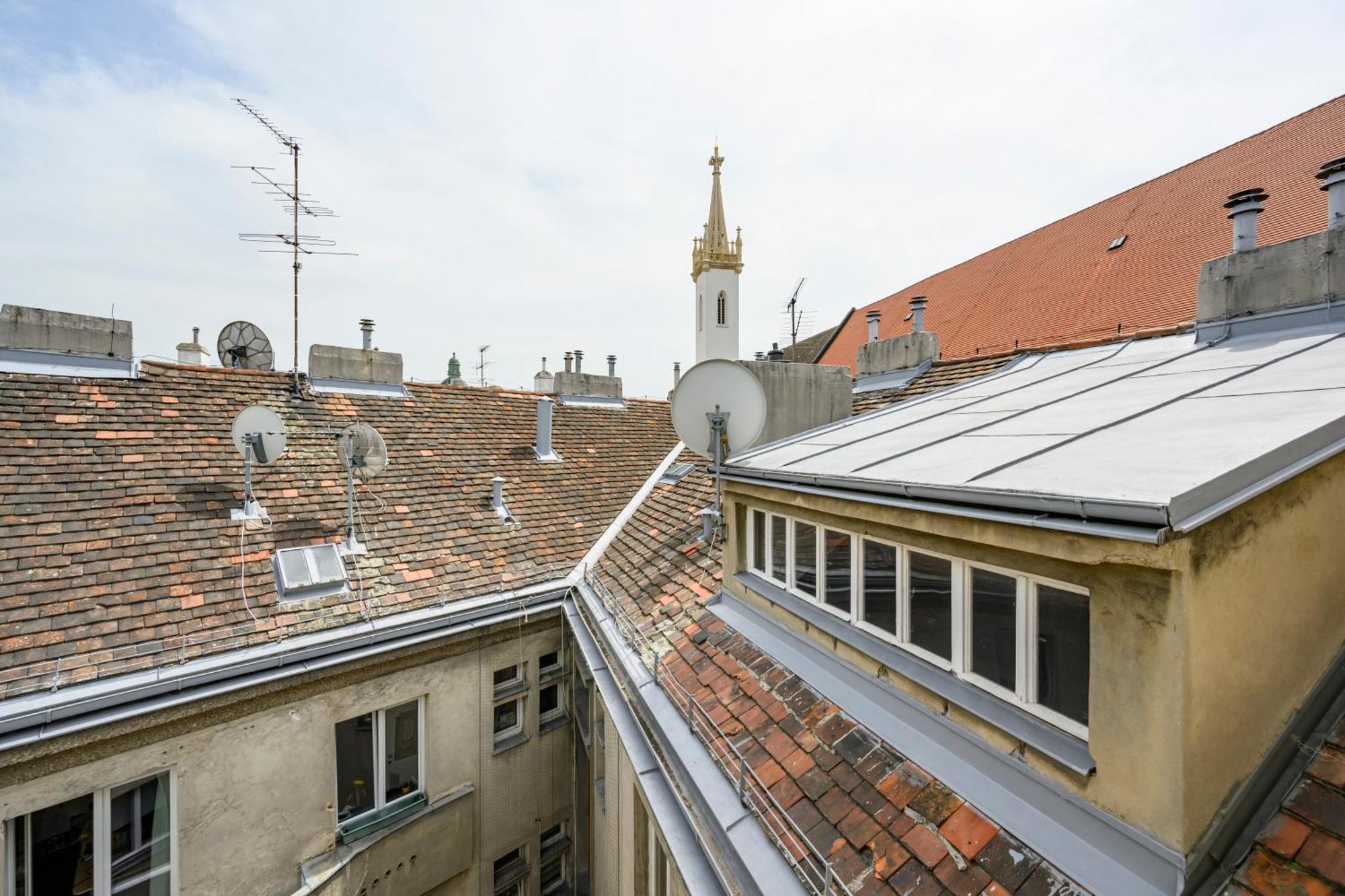 Palais Palffy Suits Vídeň Exteriér fotografie