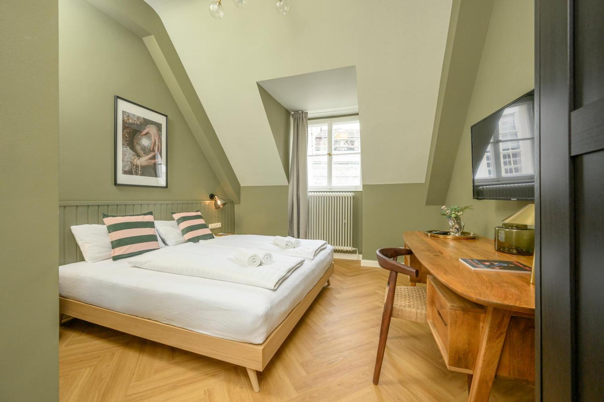 Palais Palffy Suits Vídeň Exteriér fotografie